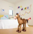 Toy Story 5, Ruchomy Mustang z dźwiękami, figurka interaktywna, 30 cm