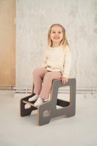 tupti.wood, podest, schodki, szary