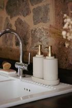 Wenko, Heidi, zestaw dozowników z podstawką, 2-550 ml