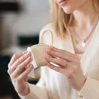 BabyOno, silikonowy pojemnik na smoczek, beżowy