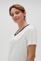 Bluzka damska z krótkim rękawem, biała, Moodo