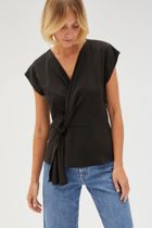 Bluzka damska z krótkim rękawem, czarna, Moodo