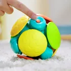 Bright Starts, Wobble Bobble, interaktywna piłka