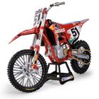 Daffi, Troylee Designs Red Bull Gasgas MC450F 2020 Factory Racing Team Bike Rider: Justin Barcia No.51, motocykl, model metalowy, 1:12