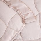 Homla, Leona, narzuta, kremowa z pikowaniem i ozdobną falbaną, 200-220 cm