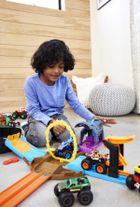 Hot Wheels, Monster Trucks, Wyrzutnia, mały zestaw z pojazdem Bone Shaker