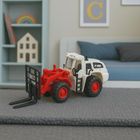 Lean Toys, wózek widłowy, metalowe widły, interaktywny pojazd budowlany