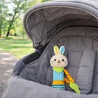 Lean Toys, zajączek, grzechotka pluszowa z gryzakiem