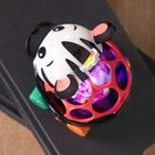 Oball, Curious Car Neptune, samochód z grzechotką, zabawka niemowlęca, Zebra