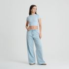 Prążkowana koszulka crop top z modalem NOWEAR