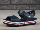 Sandały chłopięce, granatowe, Crocs Byaband