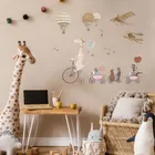 Sipo, naklejki na ścianę do pokoju dziecięcego, Żyrafa i zwierzątka na rowerze