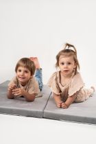 tupti.wood, mata piankowa, kwadrat, szara