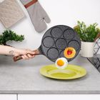 Vilde, patelnia do jajek, granitowa, 7 otworów, Black&Wood, 26 cm