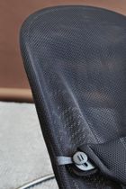 BabyBjörn, Bliss Mesh, leżaczek bujaczek, antracytowy