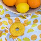 BabyOno, otulacz bambusowy z grzechotką, orange, 120-120 cm