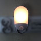 Bezprzewodowa lampka LED z czujnikiem ruchu i zmierzchu