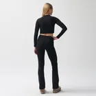 Czarne legginsy flare z wysokim stanem NOWEAR