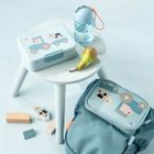 Done By Deer, Tiny Farm, lunchbox z podziałką, blue