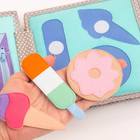 Jolly Designs. Sto lat! Książeczka sensoryczno-manipulacyjna