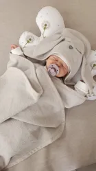 MimiNu, Króliczek, okrycie kąpielowe z haftem i uszami, termofrotte, beż, 100-100 cm