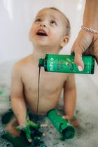 Mini U, naturalny bąbelkowy płyn do kąpieli dla dzieci i niemowląt, winogrono