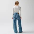 Prążkowana bluzka ecru z koronką NOWEAR