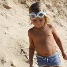 Sunnylife, Shark Tribe, okulary pływackie dla dzieci, Khaki