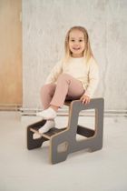 tupti.wood, podest, schodki, szary