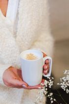 Vialli Design, dwa kubki ceramiczne z uszkiem, 250 ml, Fuori białe