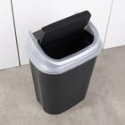 Vilde, kosz na śmieci plastikowy, czarny, 25 l