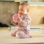 Akuku, kubek pochyły do nauki picia, różowy