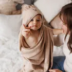 BabyOno, okrycie kąpielowe bambusowe z kapturkiem, ciemny beż, 100-100 cm