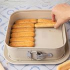 Kinghoff, blacha, forma rozpinana do ciasta, kwadratowa, 27,5-27,5 cm, kh-1977