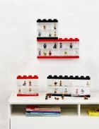 LEGO, witrynka na 16 minifigurek, czerwona
