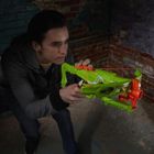Nerf Zombiestrike, Outbreaker, kusza