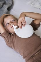 Rabbit & Friends, Wieloryb, lampka silikonowa z pilotem, biała