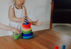 Rubbabu, układanka edukacyjno-sensoryczna, piramida z piłką
