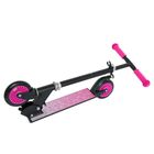 Smiki, hulajnoga, różowe piksele