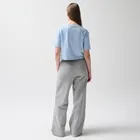 T-shirt basic o krótszym kroju NOWEAR