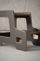 tupti.wood, podest, schodki, szary