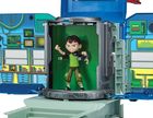 Ben 10, Gruchot, Kosmiczne Centrum Dowodzenia, transformujący pojazd, kamper