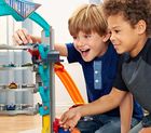Hot Wheels, Mega Garaż, światła i dźwięki, zestaw z pojazdami