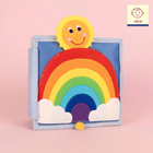 Jolly Designs. Słoneczko. Książeczka sensoryczno-manipulacyjna