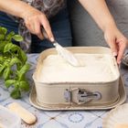 Kinghoff, blacha, forma rozpinana do ciasta, kwadratowa, 27,5-27,5 cm, kh-1977