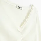 Prążkowana bluzka ecru z koronką NOWEAR