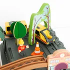 Smiki, drewniane tory z elektryczną kolejką i pojemnikiem