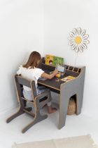 tupti.wood, biurko i krzesełko regulowane, szare