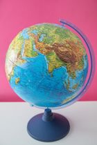 Alaysky, globus o średnicy 25 cm z mapą fizyczną, polityczną i aplikacją