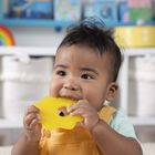 Bright Starts, Sunny Soothers, gryzak w kształcie słonecznika i lodów, 2 szt.